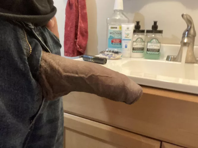 Random thick pic by ThickkStikk