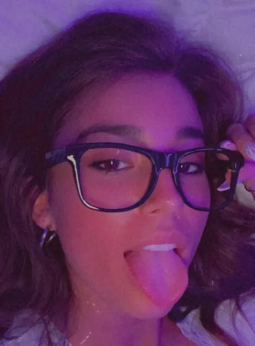 rate her (irtr) by kenderson89