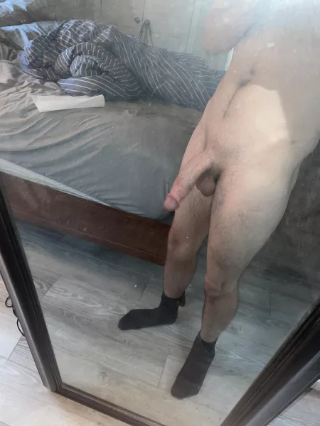 Rate me 1-10?? by kickrocksl00zer