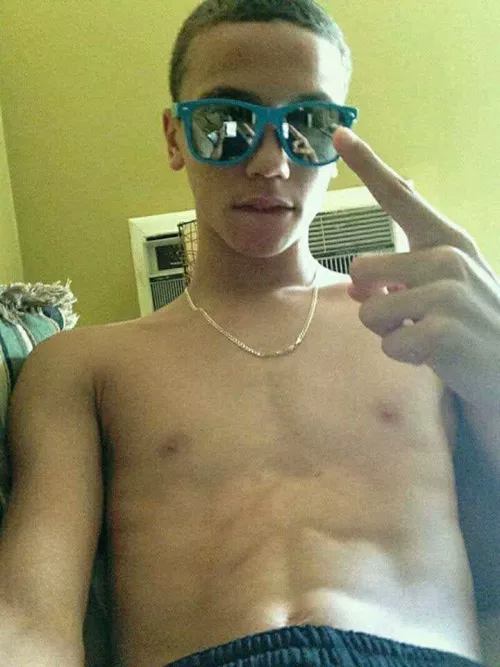 Rate me? by SnakeRevolver43