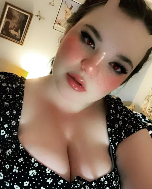 rate me? by gowonsupremaci