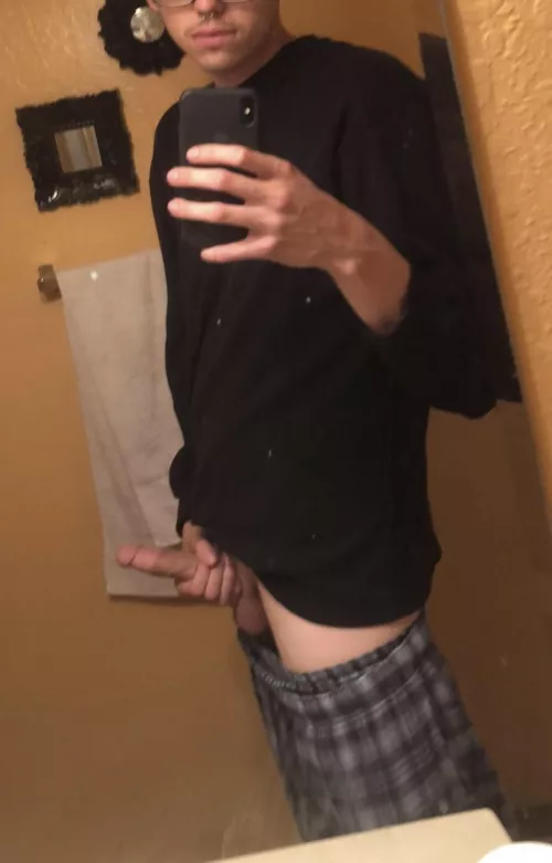 Rate my 21 year old cock by bigballsneedluvtoo