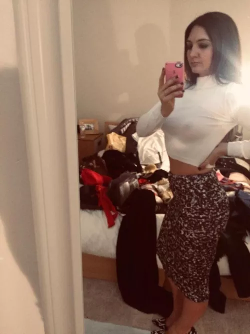 Rate my face and body 1-10 will full comments “(f by Deanltown23