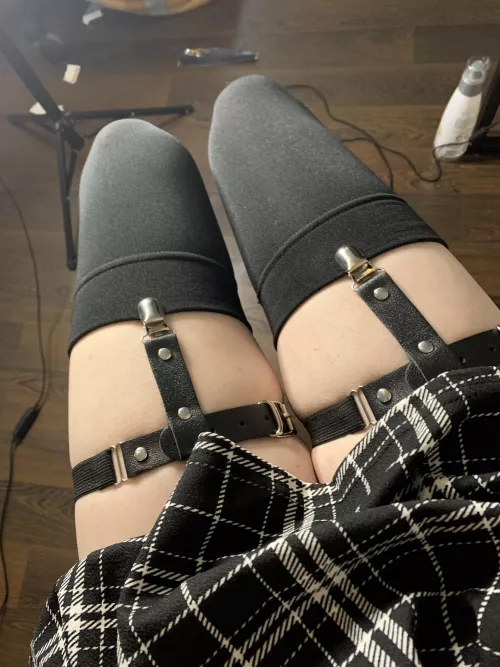 Rate my thighs? 👉🏻👈🏻 by EgirlFtoy6979