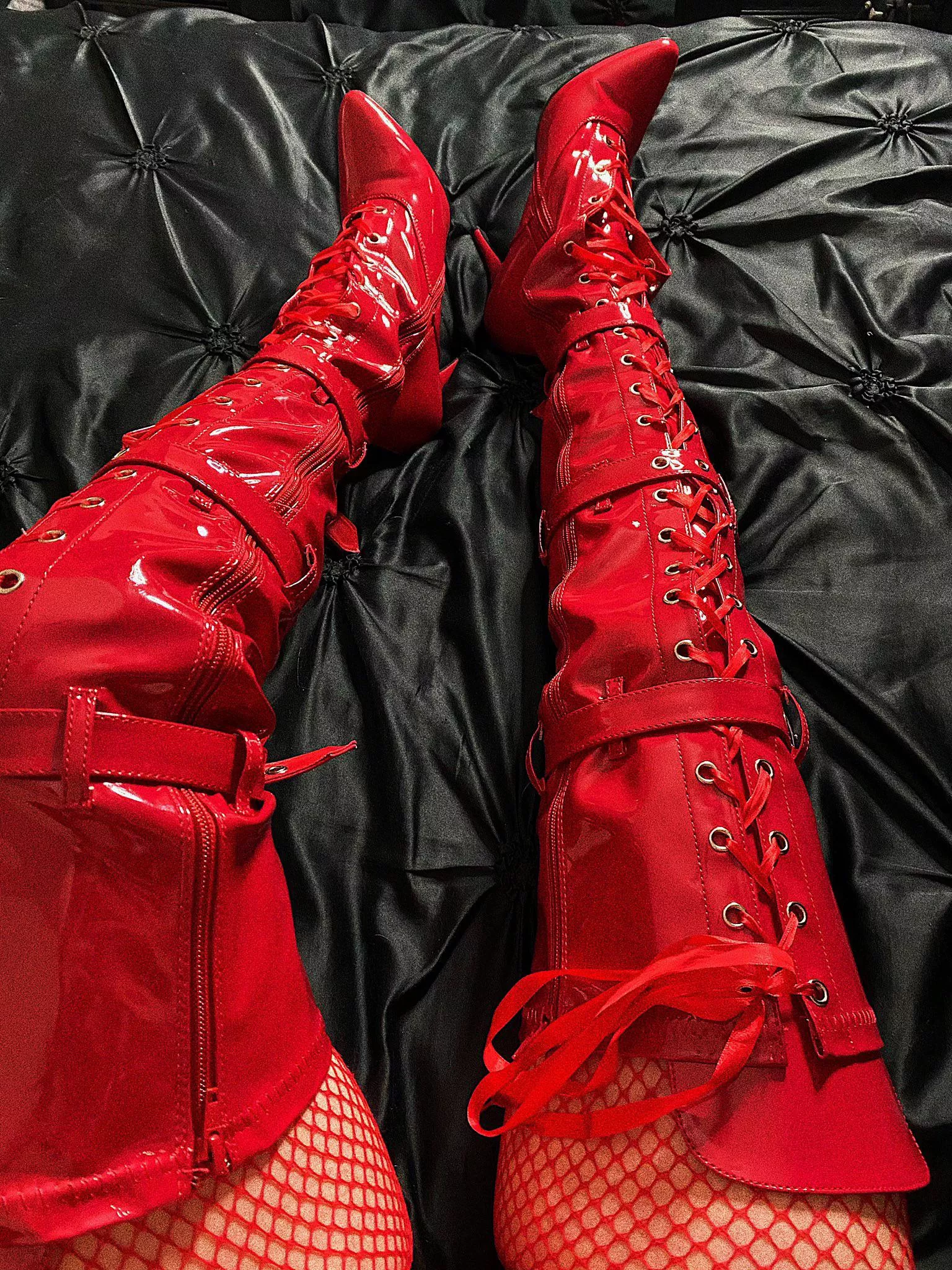 Rate the shoes 😇 posted by astriqtmiss