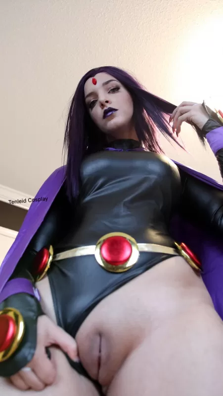 Raven (Tenleid) [Teen Titans] by KingoftheMonks