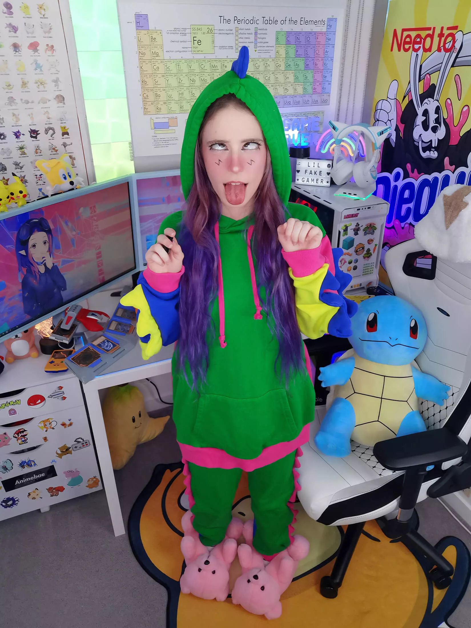 rawwrrrr 🦖 egirlosaurus coming to lick you 😘 posted by lilfakegamer