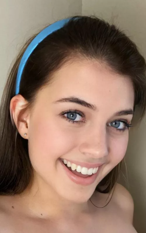 Raye Roze by NotRemotelyAwkward