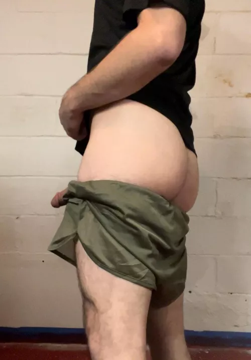 Reach around? by Hungmilitarycock