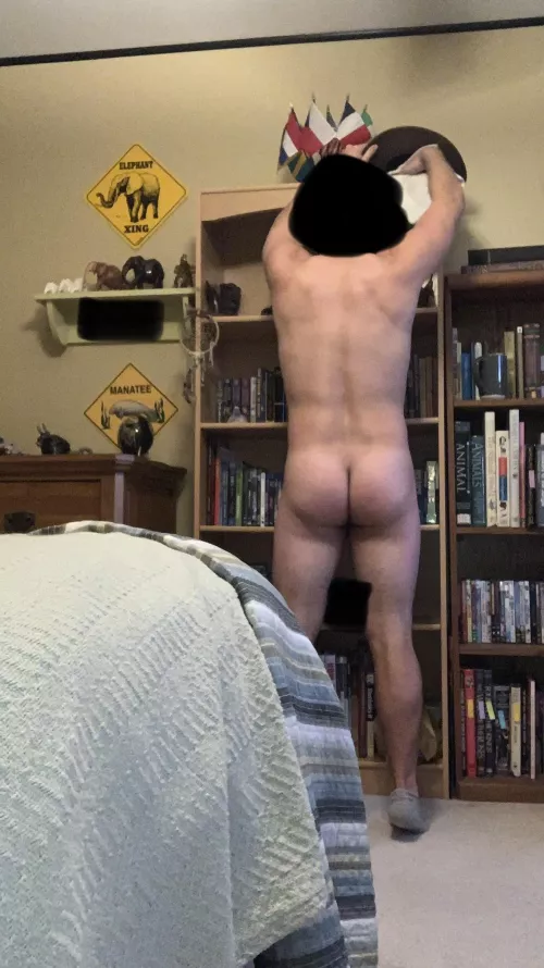 Reaching to those rarely dusted place. by NatureGuy2