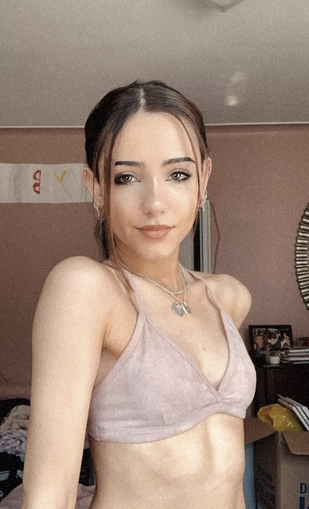 React if we can fuck posted by buekoo