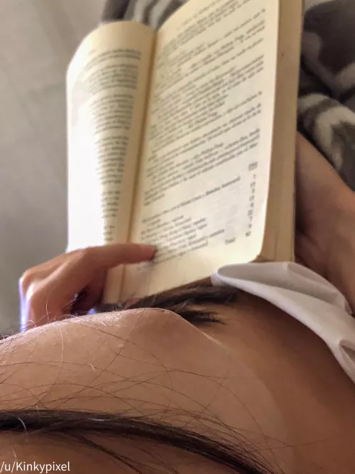 Reading relaxes me (and my nipples) by Kinkypixel
