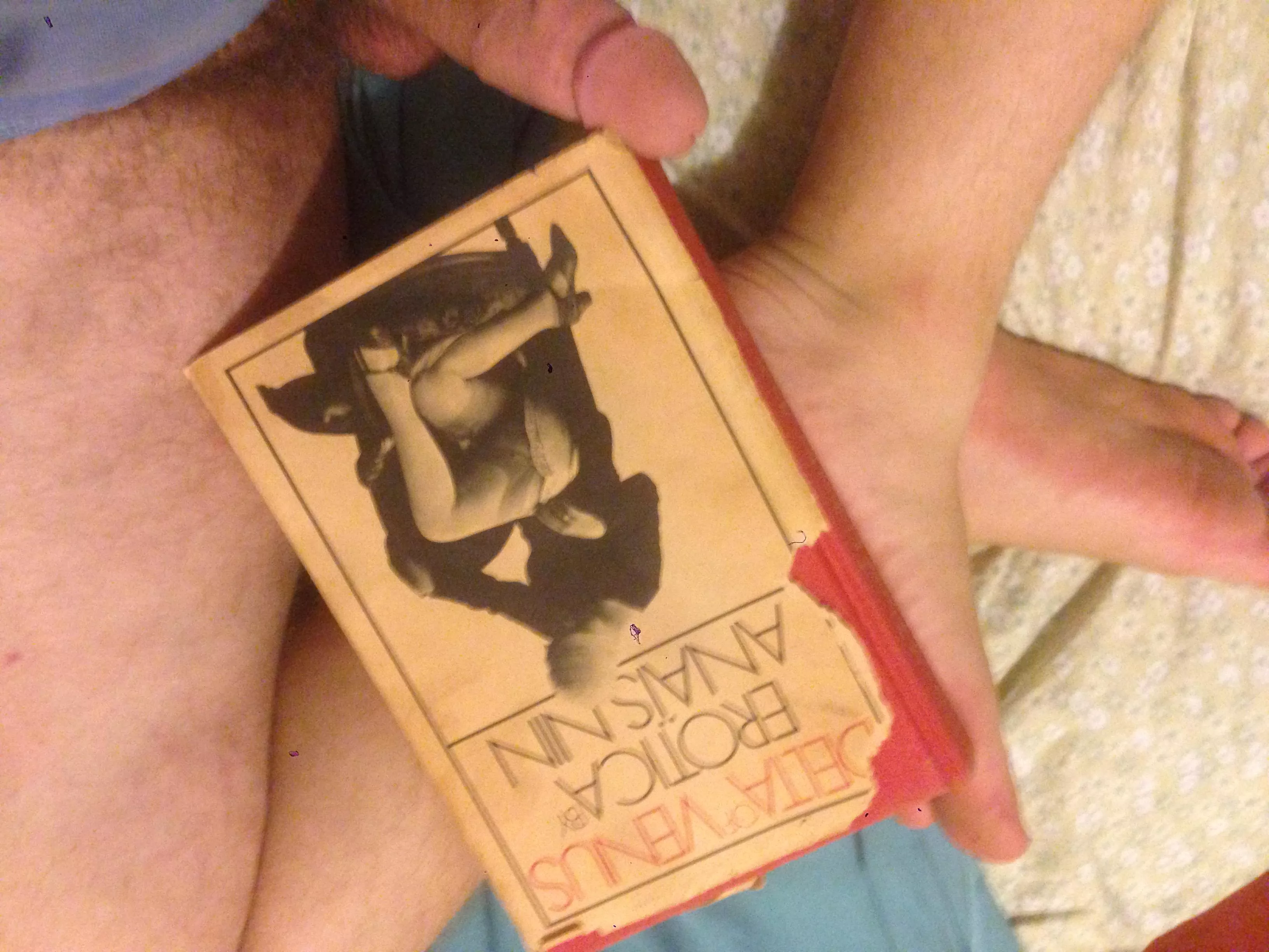 Reading very old erotica posted by Leo_Dekalb