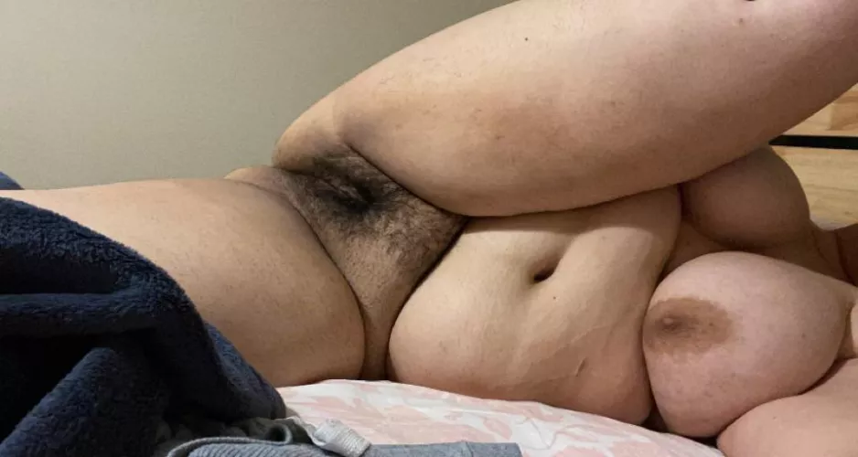 Ready and waiting 💖 by snaxkween