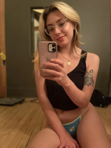 Ready for a pants-free weekend (F) by LuxxuryCar23