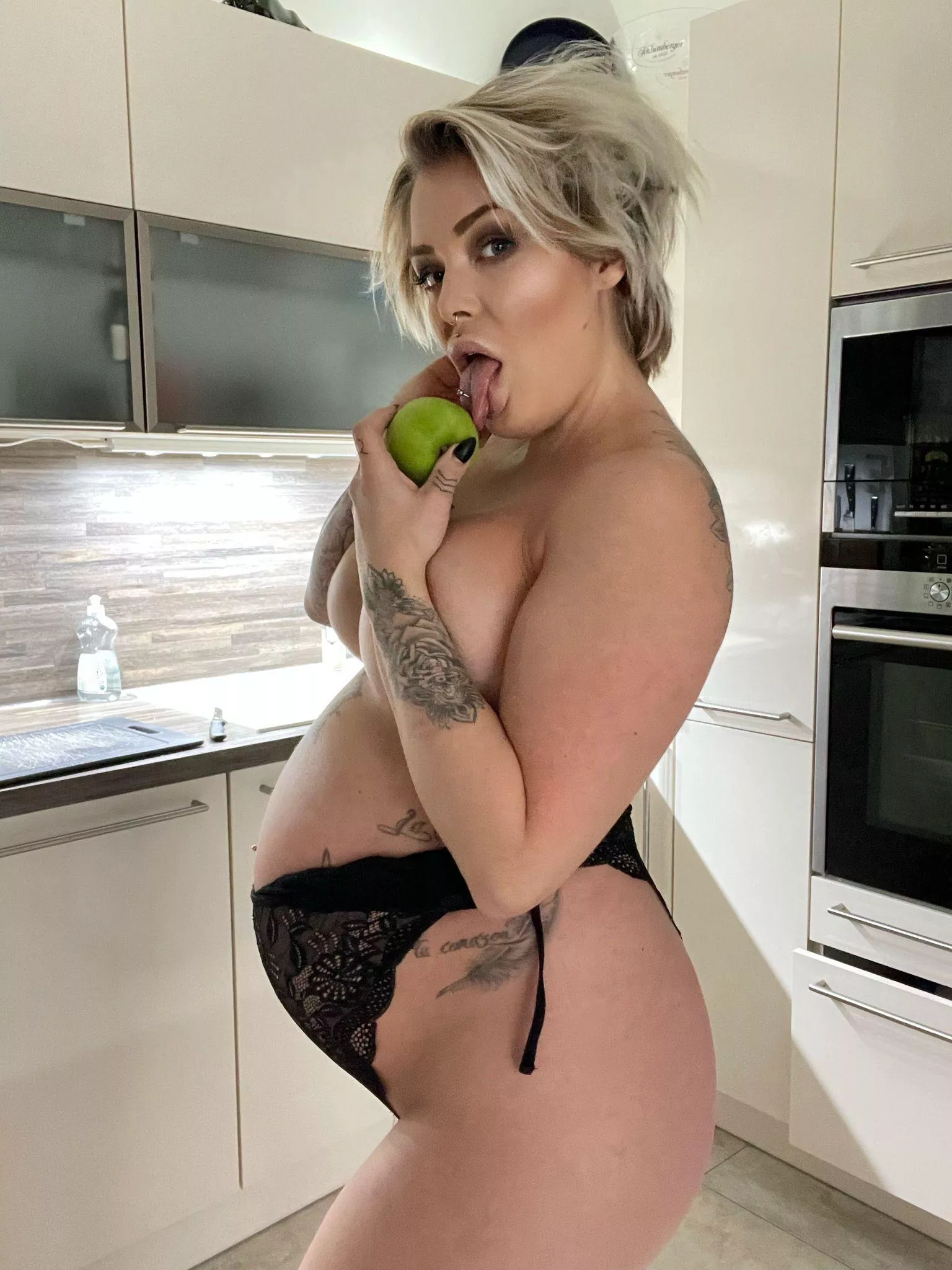 Ready for food posted by PregnantWifey_