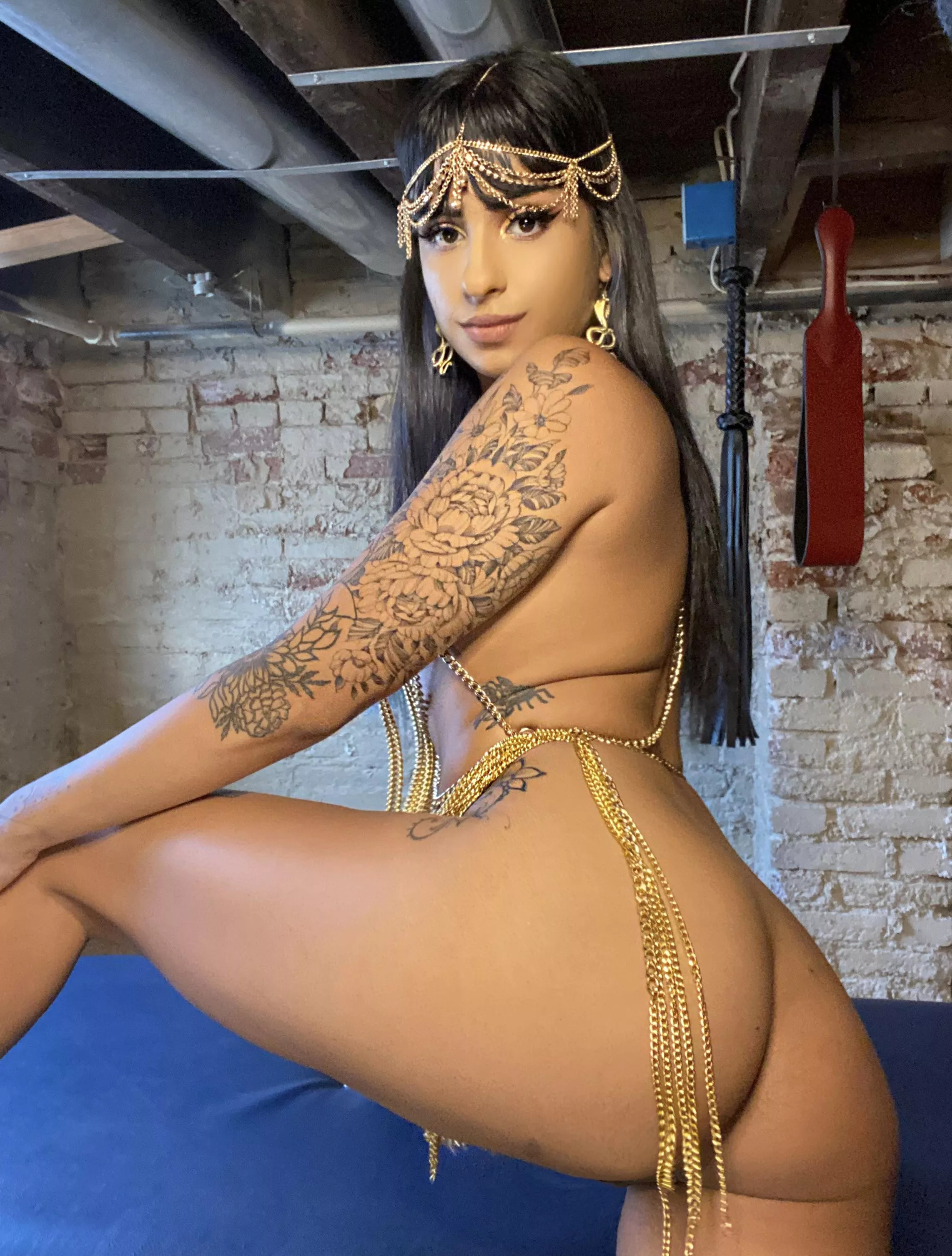 Ready for my royal ass fucking... 😼 posted by slaysheslays