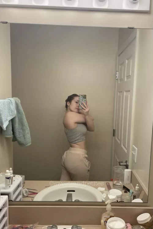 Ready for some cuddles and sleep [f] by sweetsandpetites