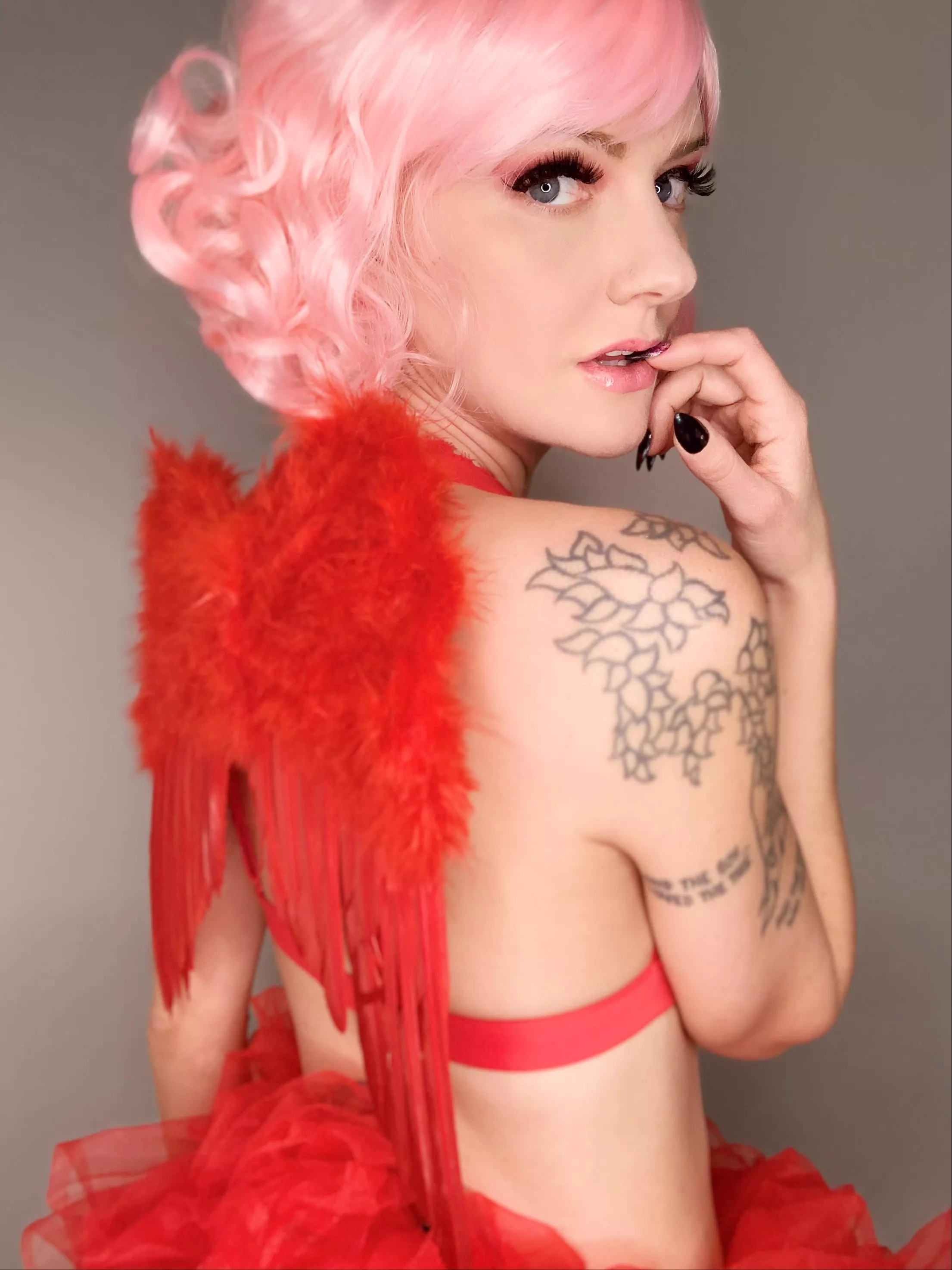 Ready for Valentine's Day? 💘[oc][f] posted by AllieAwesome415