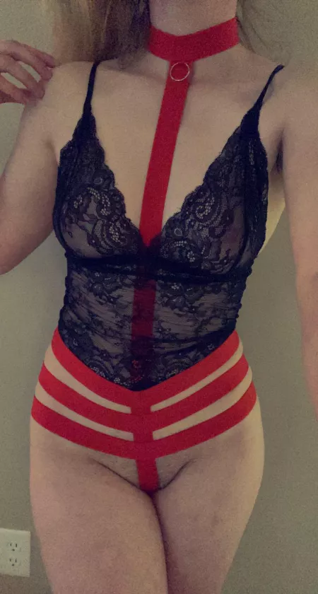 Ready to be leashed by Cute_Titties