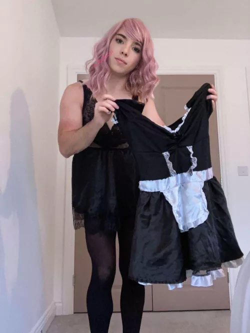 Ready to be mommys pretty little maid? 😘 by Loulou231