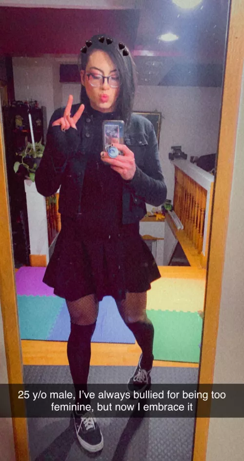 Ready to be taken out on a date without a date (╯︵╰,).·´¯`(>▂<)´¯`·.(〒﹏〒) by Ezra_senpai01