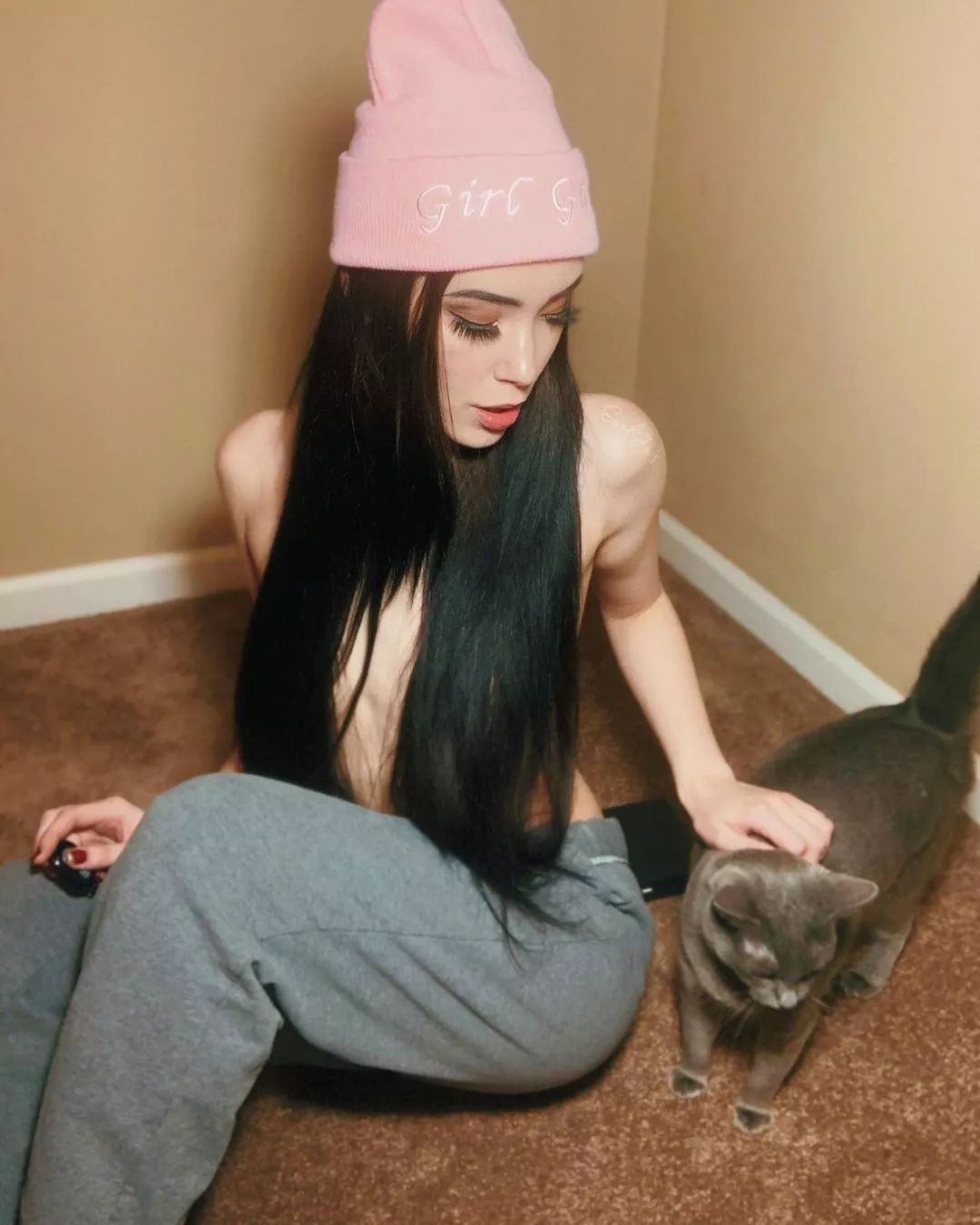 ready to cuddle posted by evoljasmine