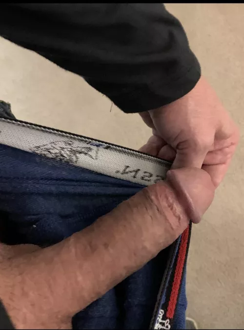 Ready to explode by rondickjoy