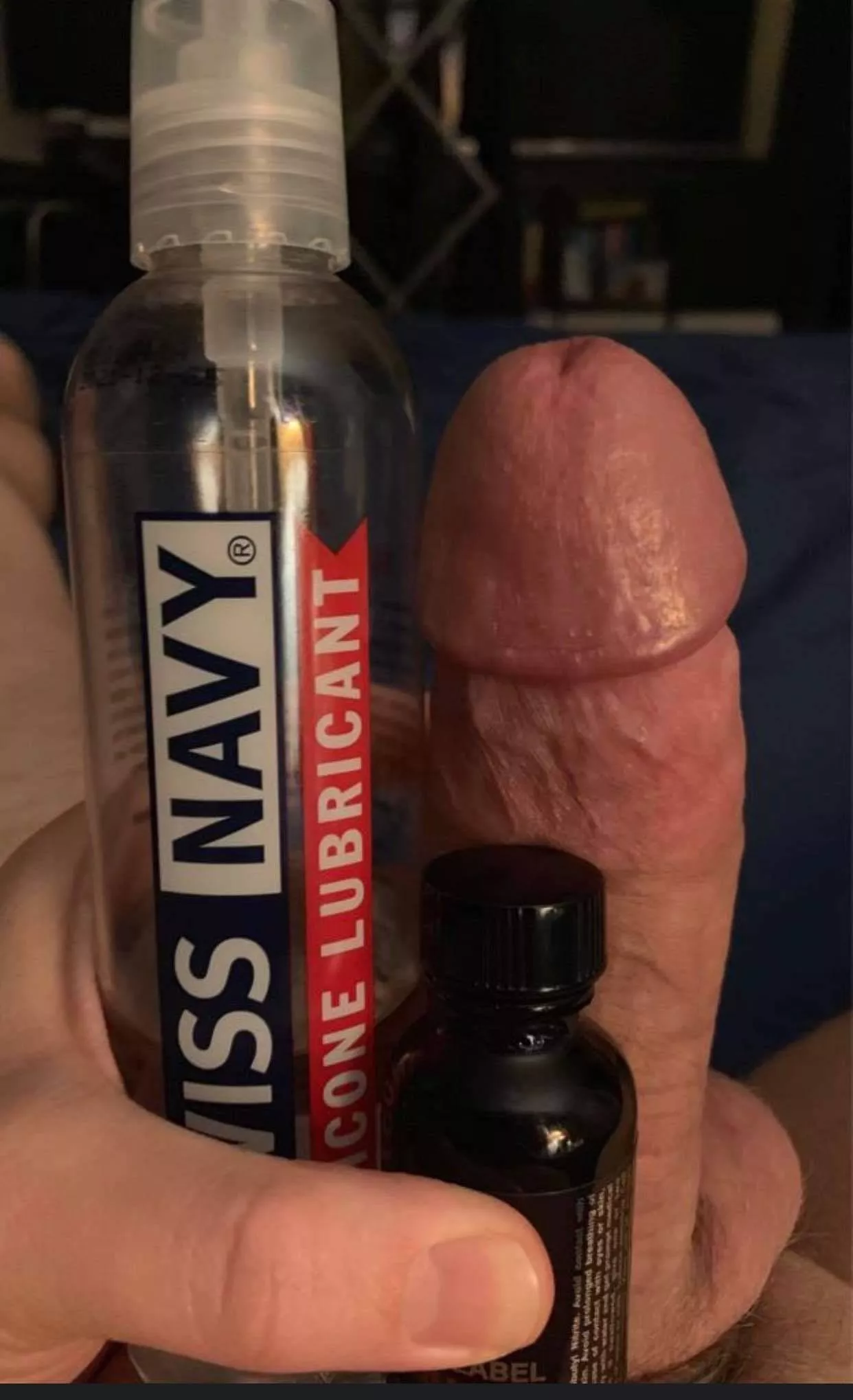 Ready to go 💦 who’s going to let daddy slide in? posted by monst3rdad