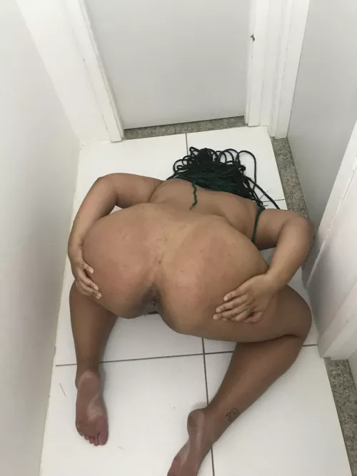 Ready to knock you out by sub-littlewhore