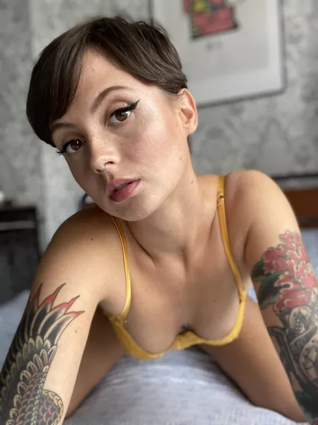 Ready to pounce 😈 by daisydares