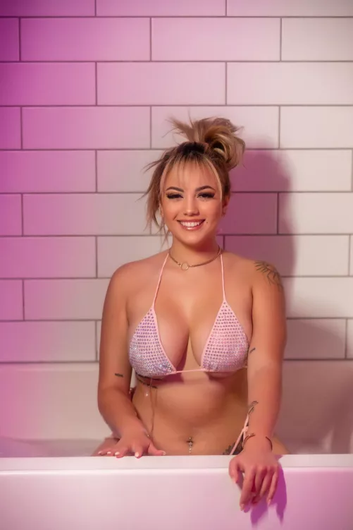 Ready to shower away my sins <3 by NikaVenom