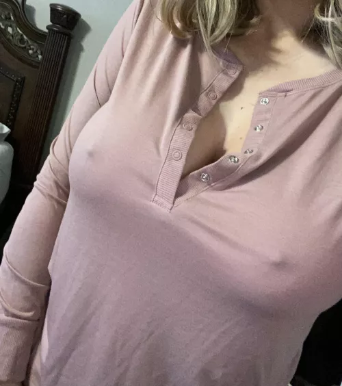 Ready to start my day! Wanna join? ☺️ by Playful_Jilfie