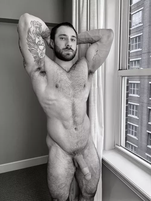 Really hoping someone across the street saw me taking this 🥵 by hungbodybuilder27