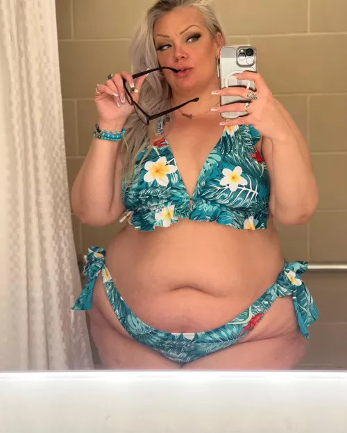 Really loving my new swimsuit! What do you think? by curvybarbietoo