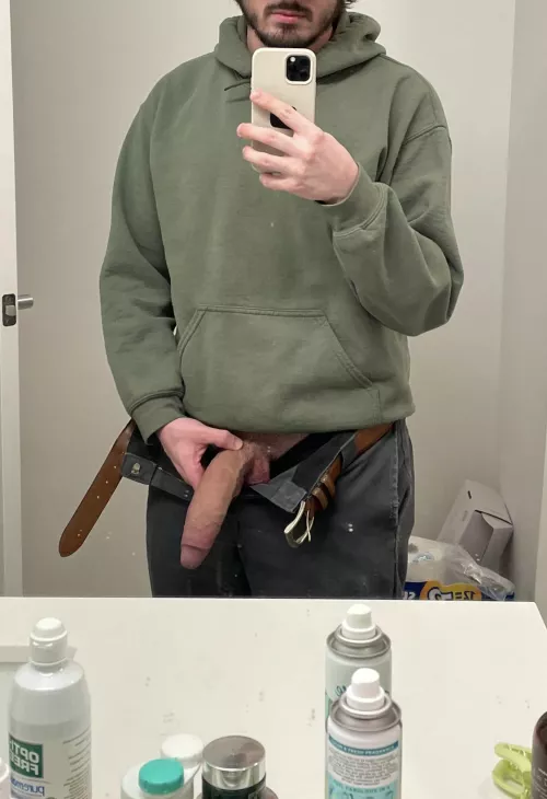 Really need to clean the mirror 😬 by designatedbonezone