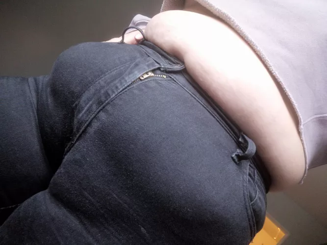 Really testing my limits with these 😲 by abitofcurves