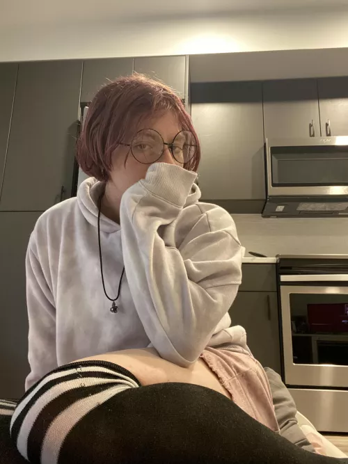 Really tired today, needs cuddles >m< by Der_Futurist