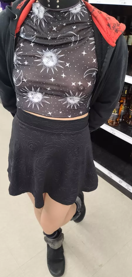 Really wanted my tits to be seen when shopping today! by something04something