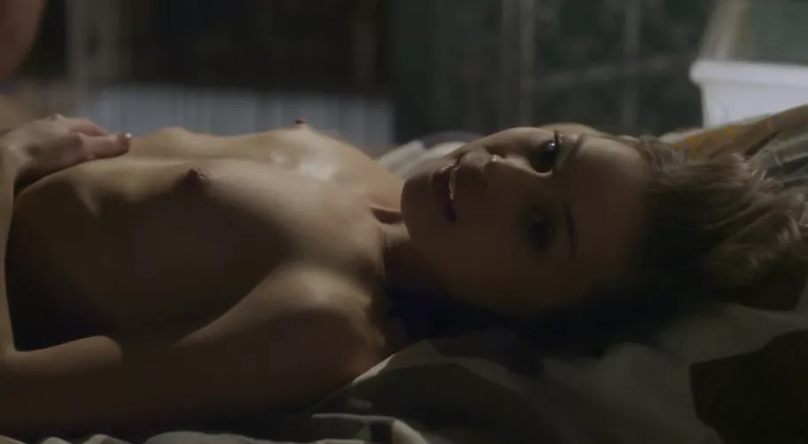 Rebecca Blumhagen in Girls' Guide to Depravity by TerriblePornComments