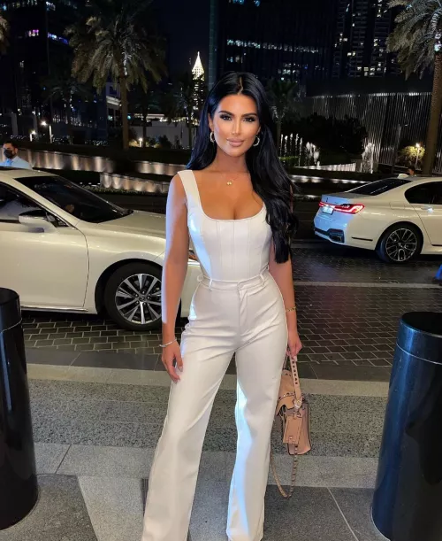 rebeccalouisaaa by gooningaccount