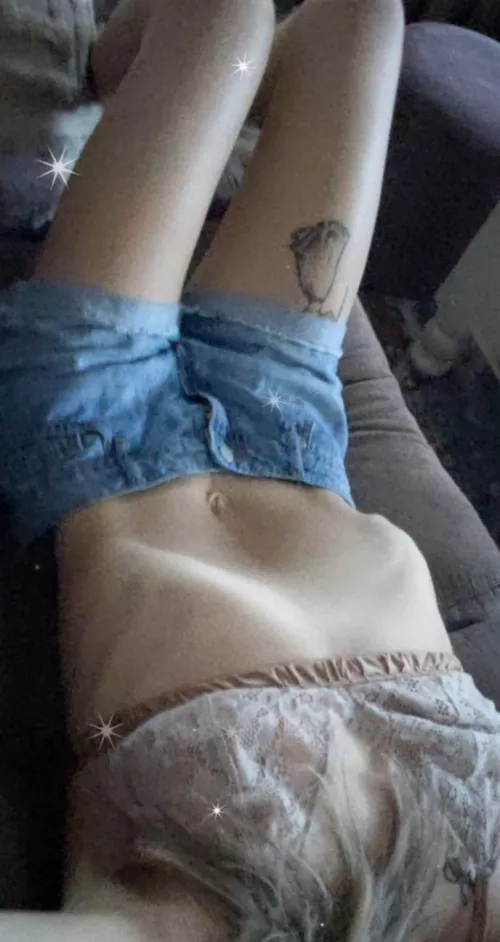 recent photo of myself. by GrowlingNicole