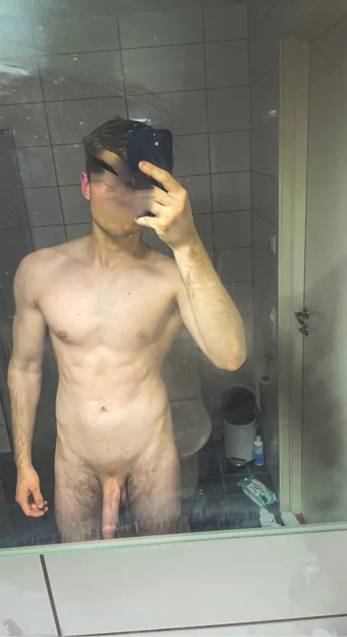 Recently got into the naturist lifestyle, been doing yoga and meditation nude, what else is a nice activity as a nudist? by Roadtothor