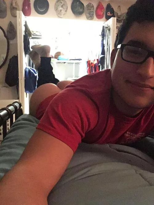 Recently single, happy New Years! (DM’s open) by capmig211