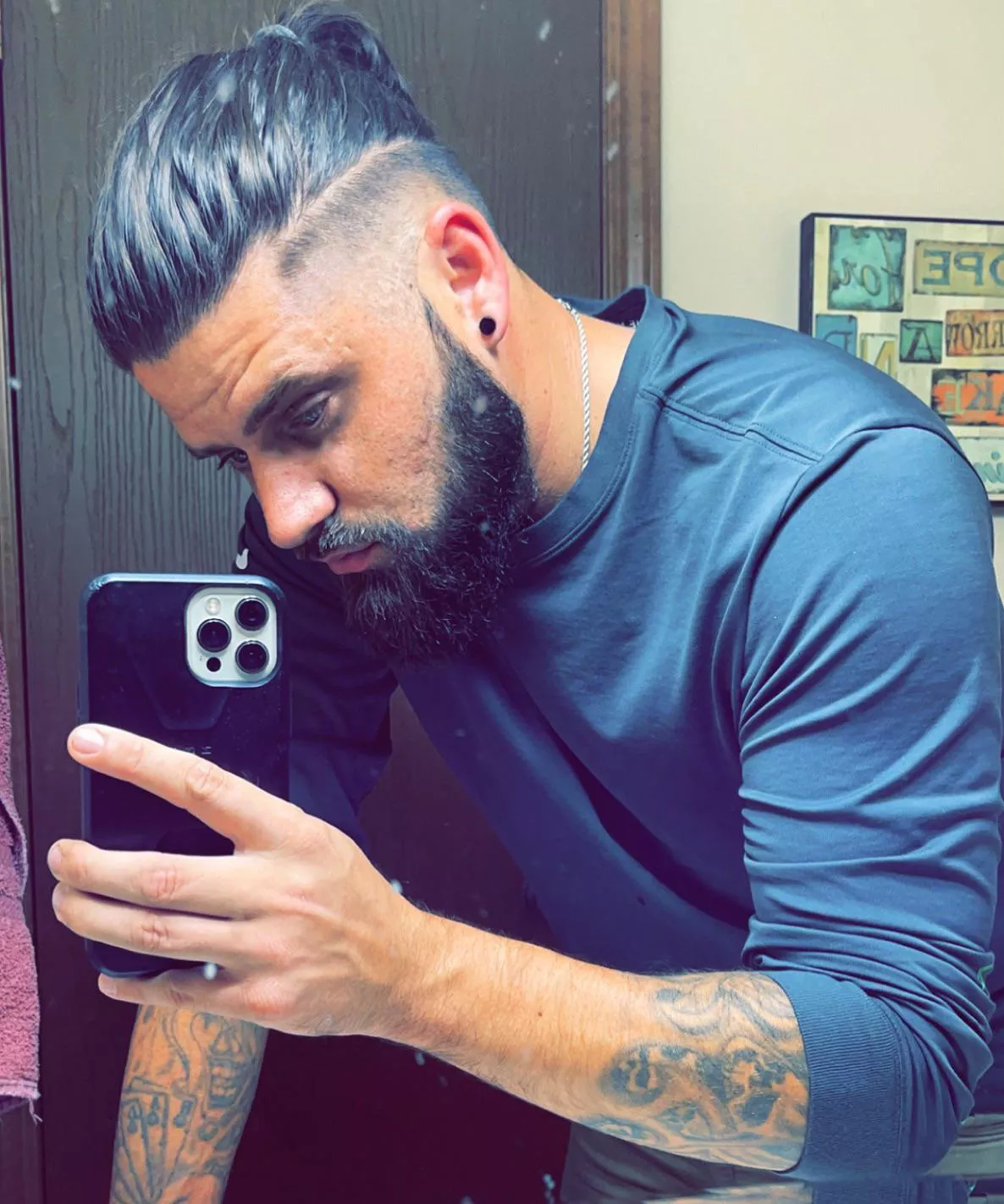 Recently single & my dog just died. I’m literally a country song 😢 posted by bdavis8706