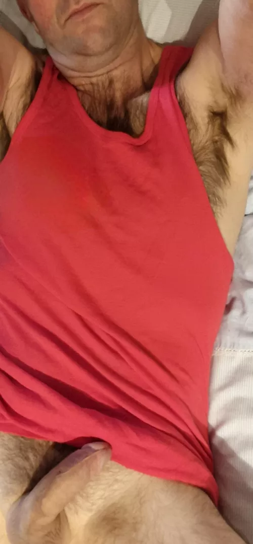 Red alert 🚨 smelly pits by son2507