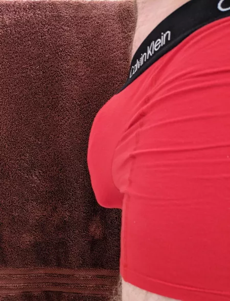 Red doesn't really show it all that well. Got any color/underwear recommendations? by FluffBiggie