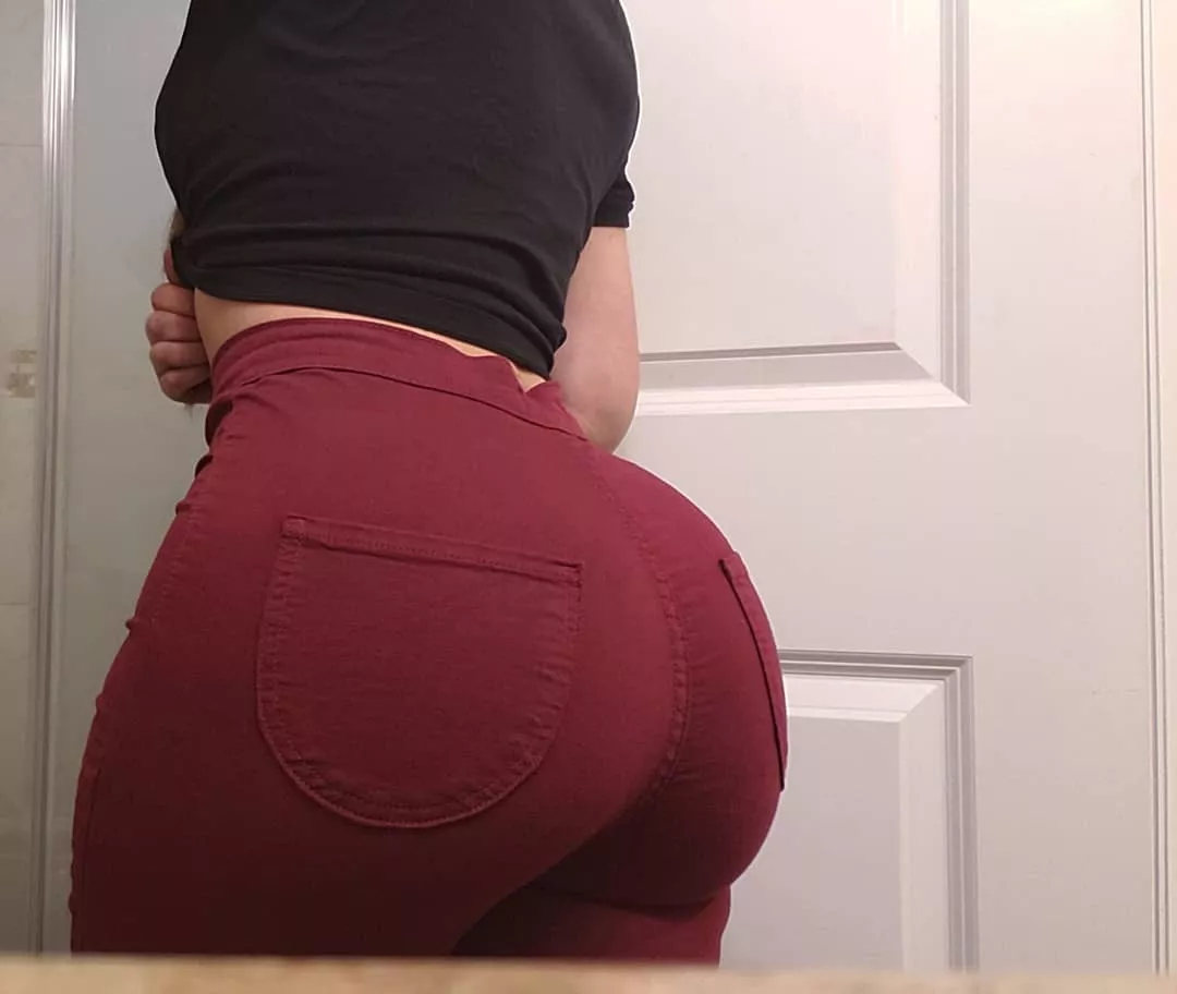 Red got me Dead! posted by LasherDeviance