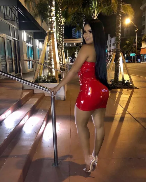 Red latex dress for this night by Yoko_t