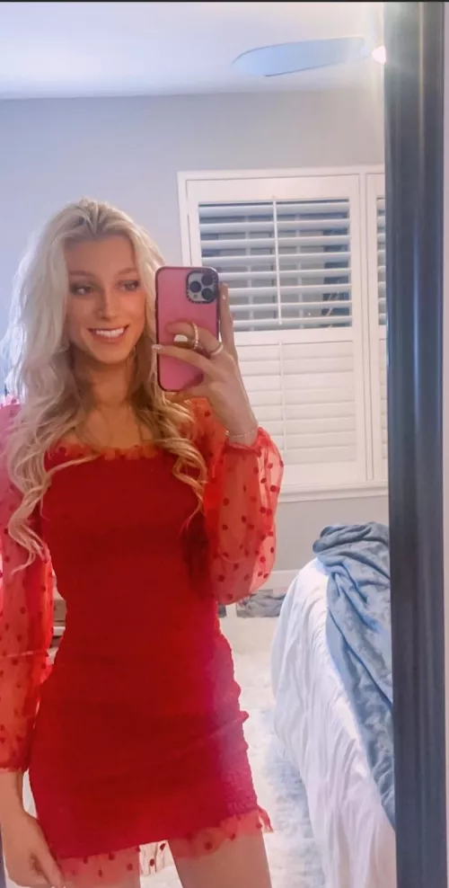 Red by olive_oil_twist